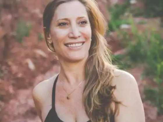 Lara Rosenberg,
瑜伽, 瑜伽
Expert at 瑜伽和普拉提